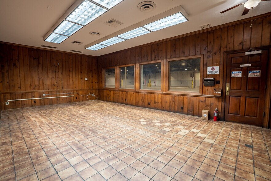 More Photos Of 11135 Monroe Rd, Matthews Distribution For Sale