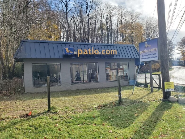 More Photos Of 600 Central Park Ave, Scarsdale Freestanding For Lease