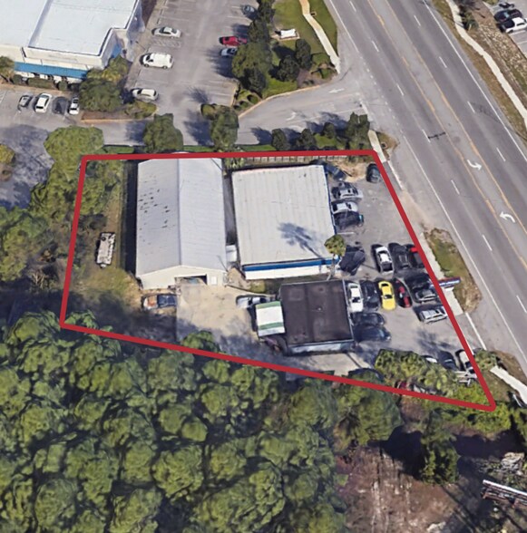 Primary Photo Of 1312 Thomas Dr, Panama City Beach Auto Dealership For Lease