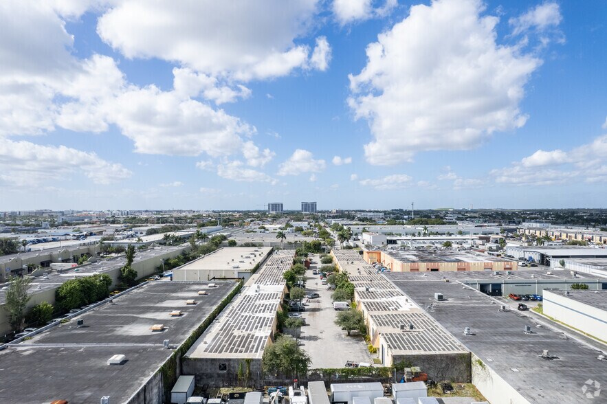 More Photos Of 5149-5199 NW 74th Ave, Miami Warehouse For Lease