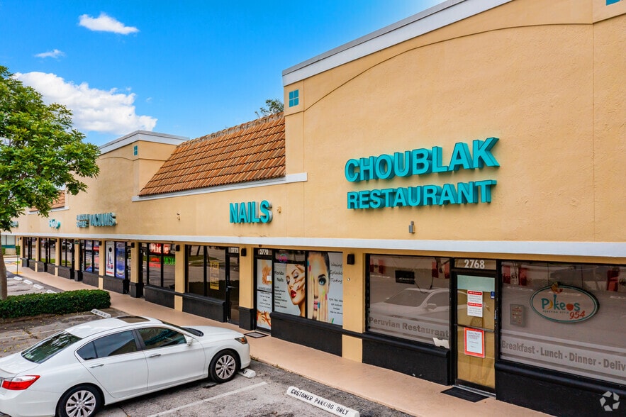 More Photos Of 2750-2784 N University Dr, Sunrise Unknown For Lease