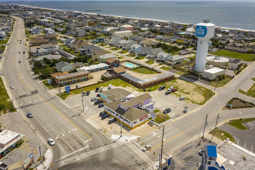 More Photos Of 100 E Fort Macon Rd, Atlantic Beach Restaurant For Sale