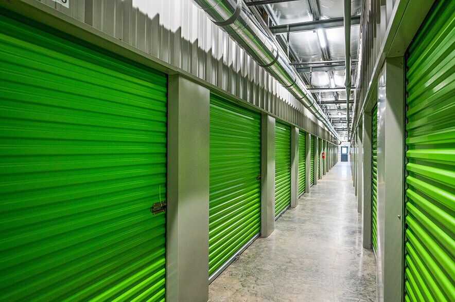 More Photos Of 11967 Airport Blvd, Mobile Self Storage For Sale