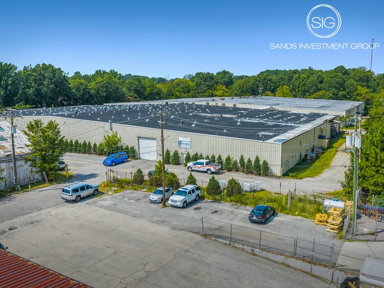 Primary Photo Of 320 Commerce Ct, Rocky Mount Warehouse For Sale