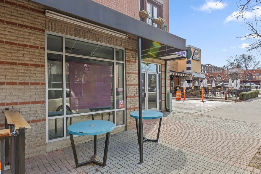 More Photos Of 100 Market St, Chattanooga Storefront For Sale