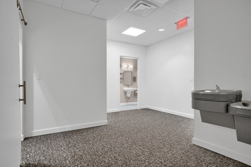 More Photos Of 1100 Ponce De Leon, Miami Office For Lease