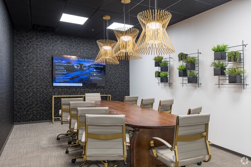 More Photos Of 275 Interstate North Cir SE, Atlanta Coworking Space