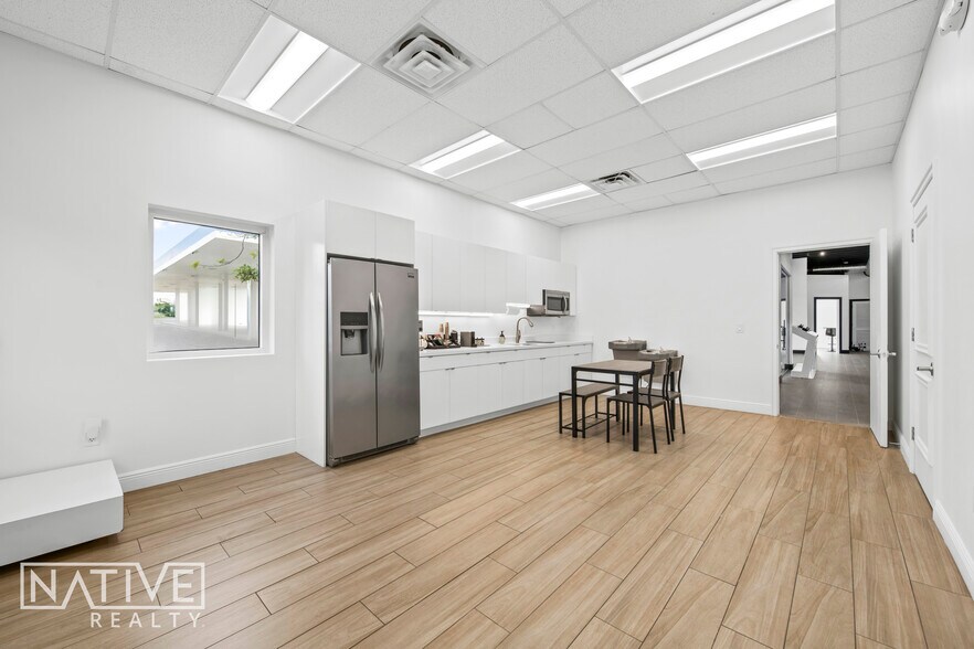 More Photos Of 11 W State Road 84, Fort Lauderdale Office For Lease