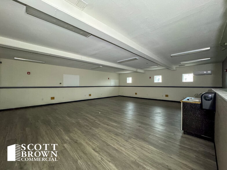 More Photos Of 3118 Los Colinas, Denton Office For Sale