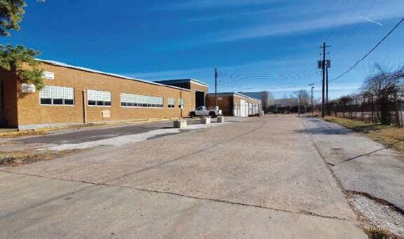 More Photos Of 5520 Armour Dr, Houston Warehouse For Lease