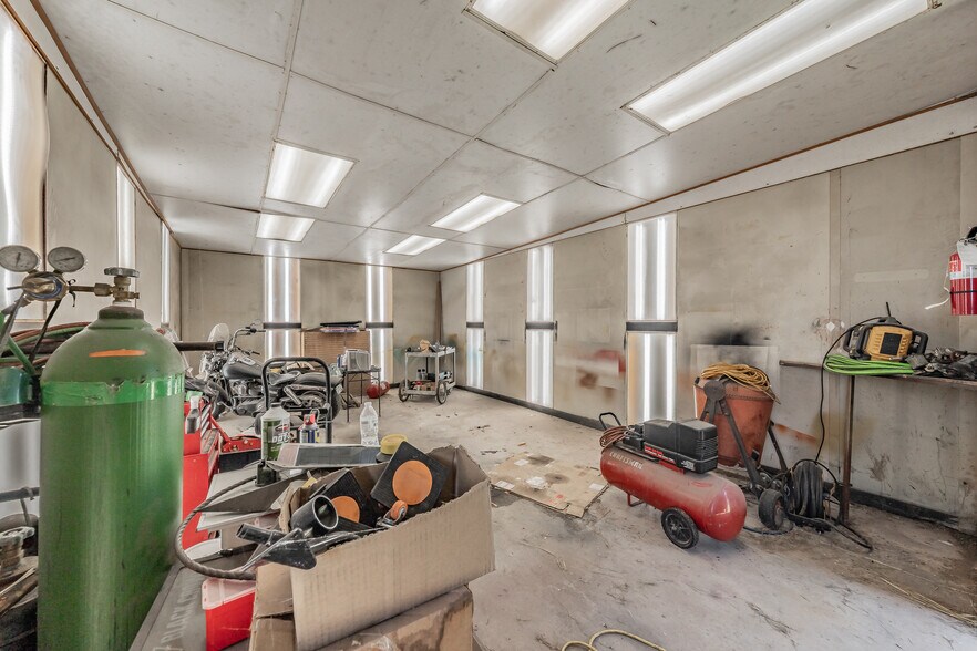 More Photos Of 4444 FM 933, Whitney Flex For Sale