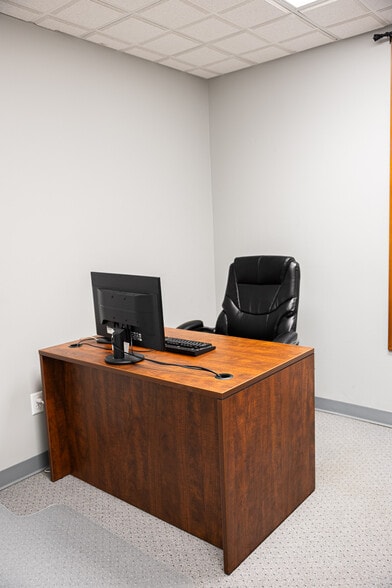 More Photos Of 6373 Kittyhawk Commons Blvd, Dayton Office For Lease