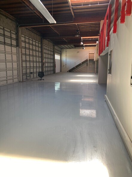 More Photos Of 2196 American Ave, Hayward Warehouse For Lease