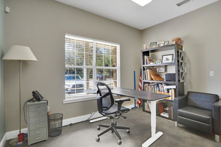 More Photos Of 4745 Sutton Park Ct, Jacksonville Office For Sale