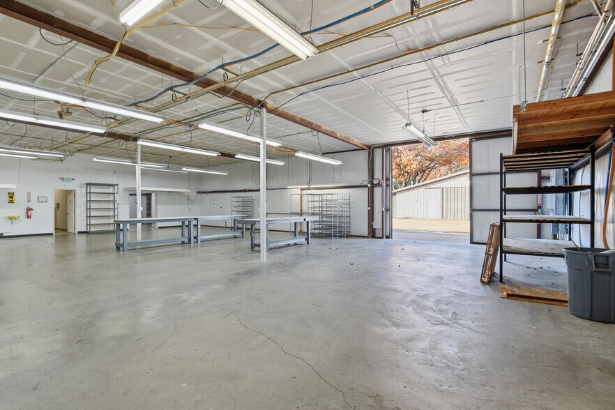 More Photos Of 5427 FM 546, Princeton Warehouse For Lease