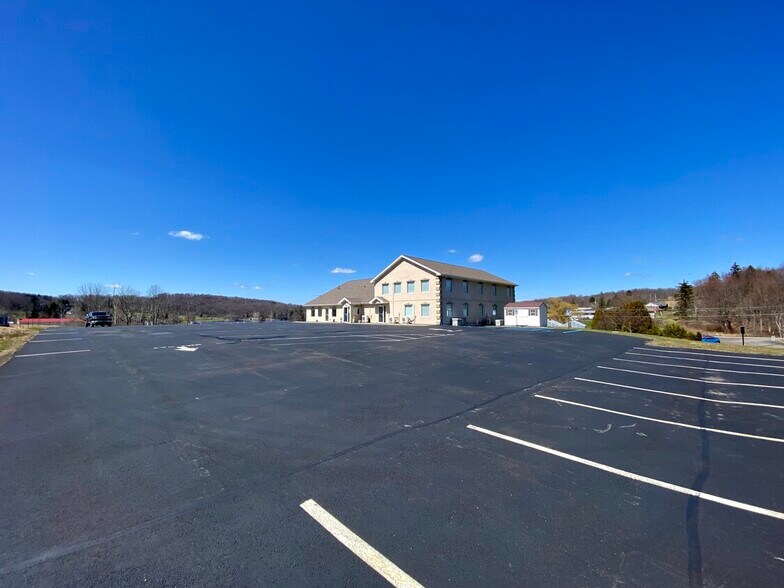 More Photos Of 16888 State Route 706, Montrose Medical For Lease
