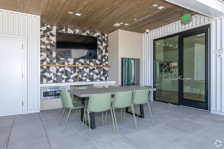 More Photos Of 1629 S St, Sacramento Apartments For Lease