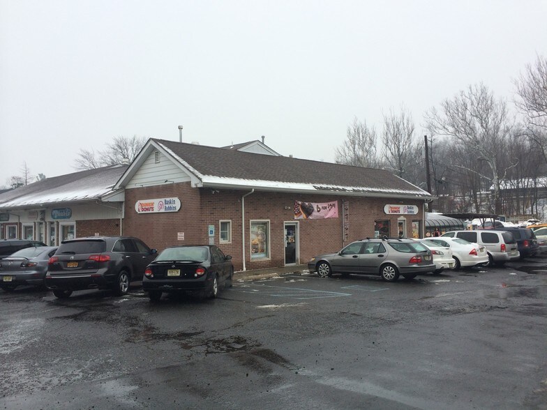 More Photos Of 708-720 Somerset St, Watchung Storefront Retail Office For Sale