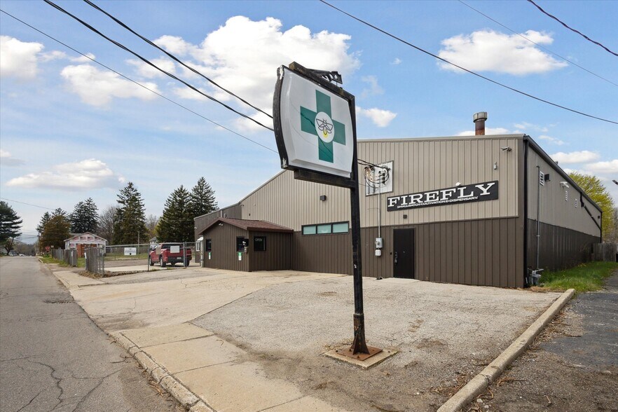Primary Photo Of 919 Michigan St, Niles Warehouse For Sale