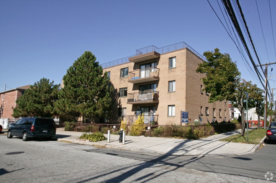 Primary Photo Of 122-15 25th Rd, Flushing Apartments For Sale