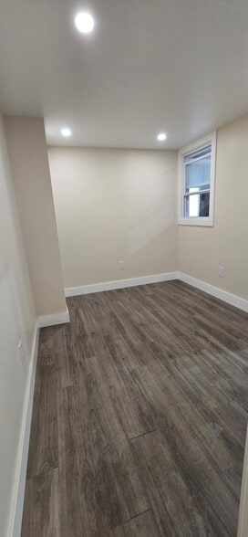 More Photos Of 2916 N Croskey St, Philadelphia Flex For Sale