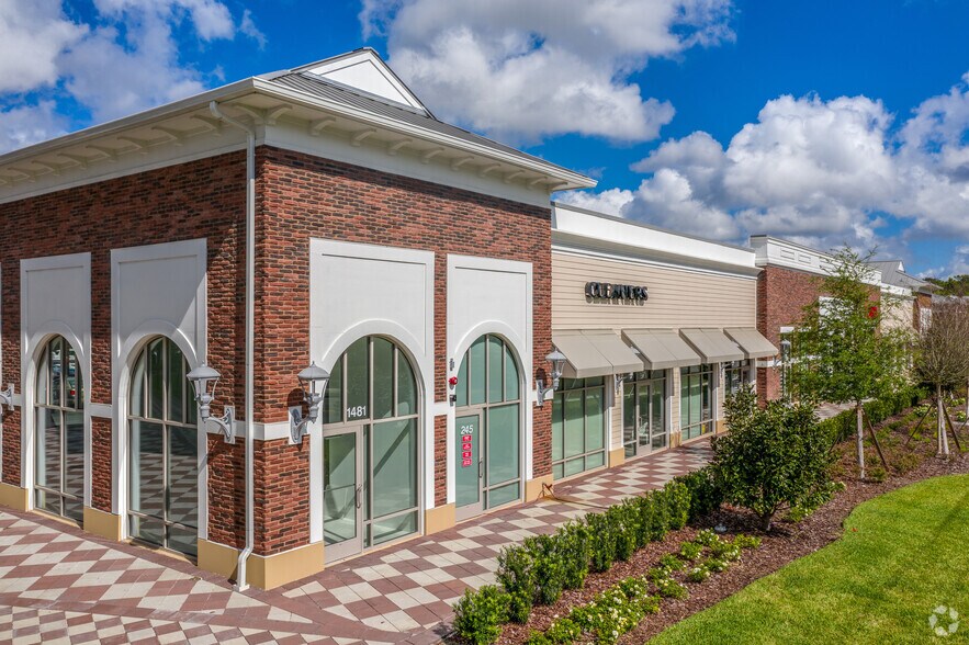 More Photos Of Longwood-Lake Mary Rd, Lake Mary Unknown For Lease