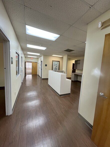 More Photos Of 1395 El Rito Dr, Gulf Breeze Medical For Sale