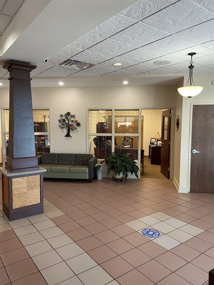 More Photos Of 25 Gateway Business Park Dr, Ringgold Freestanding For Sale