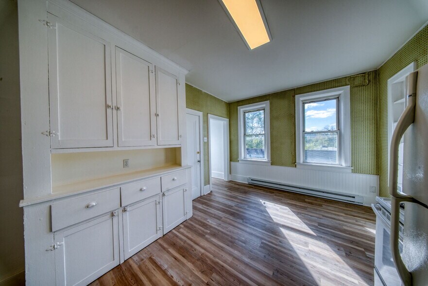 More Photos Of 9 Mongaup Rd, Hurleyville Apartments For Sale