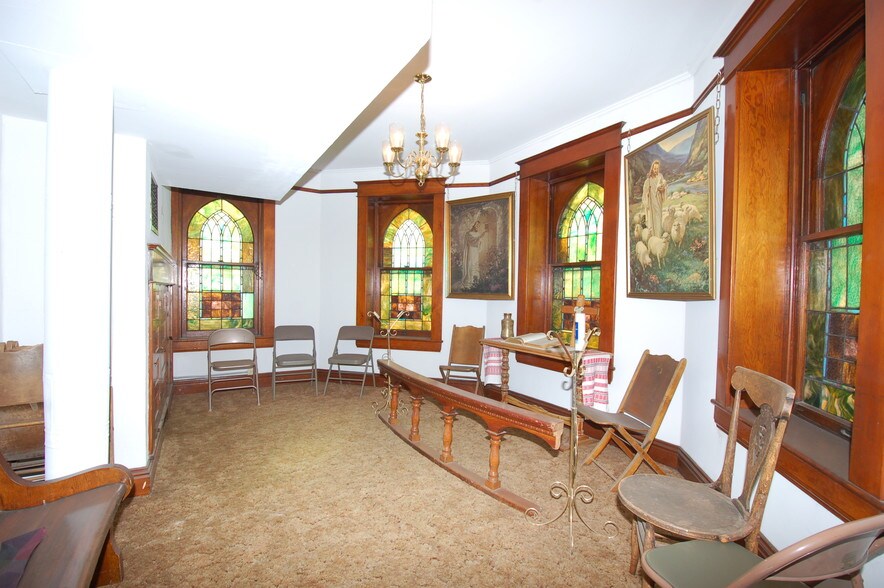 More Photos Of 352 SE 2nd St, Pendleton Loft Creative Space For Sale