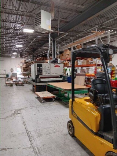 More Photos Of 1401 Lincoln Ave, Holbrook Industrial For Sale