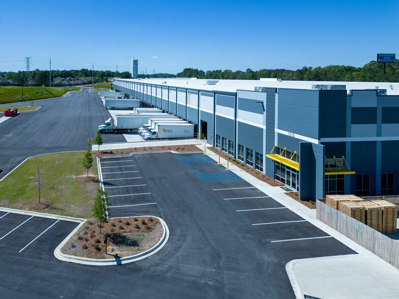 More Photos Of 240 George Roy Pky, Calera Industrial For Lease