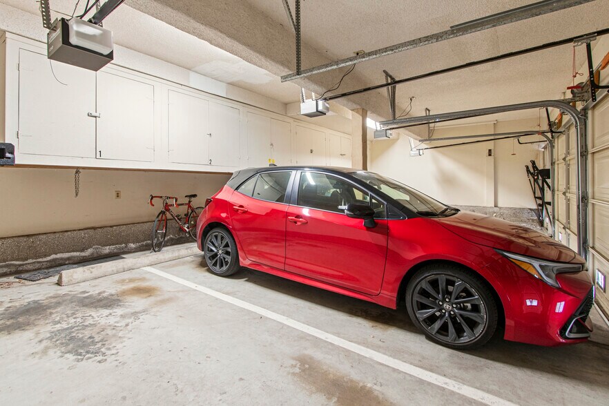 More Photos Of 4069 Goldfinch St, San Diego Apartments For Sale