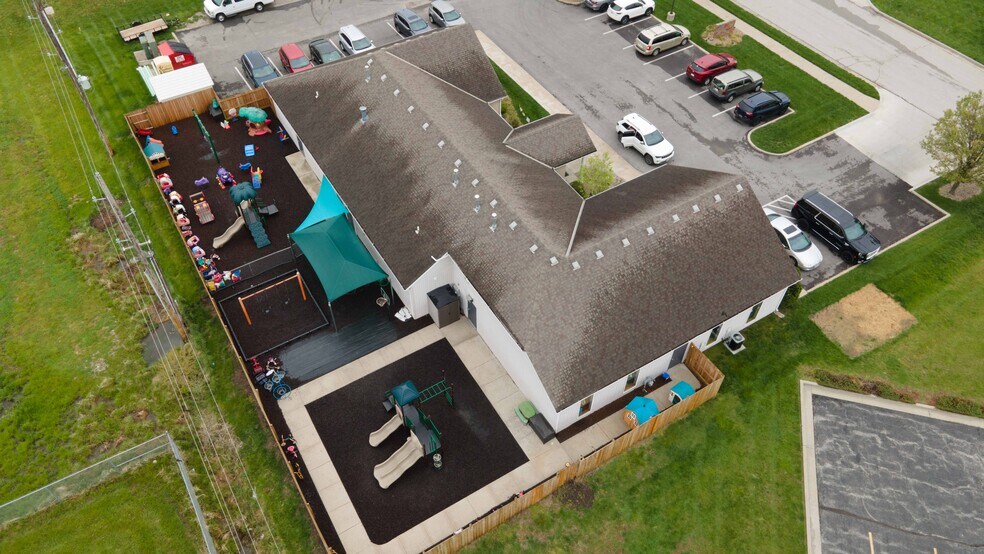 More Photos Of 120 NW Garden St, Grain Valley Office For Sale