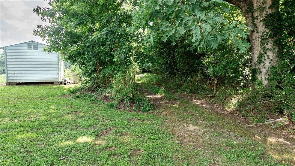 More Photos Of 9400 Commerce Rd, Athens Land For Sale