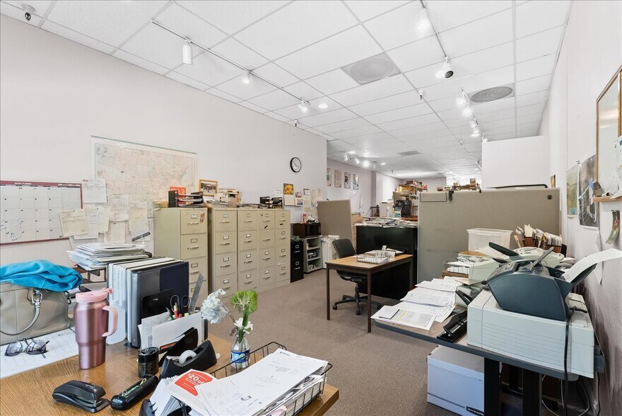 More Photos Of 2052 Prospector Ave, Park City Storefront Retail Office For Lease