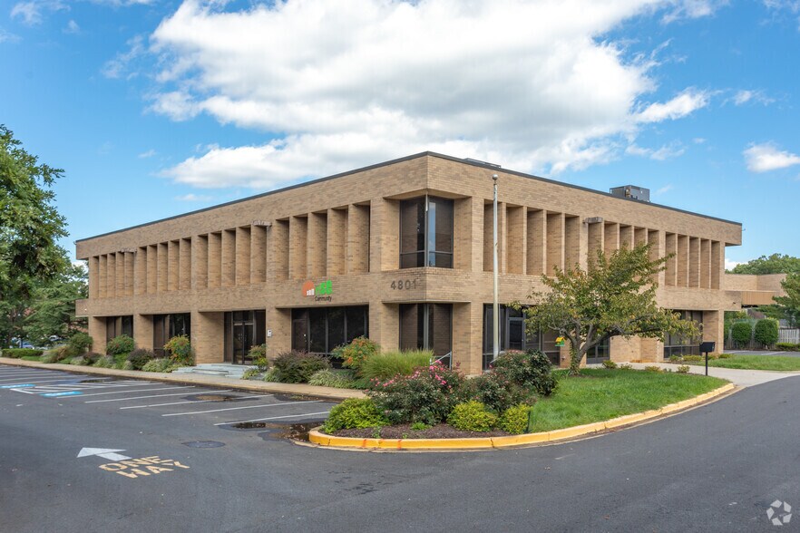 Primary Photo Of 4801 Forbes Blvd, Lanham Office For Sale