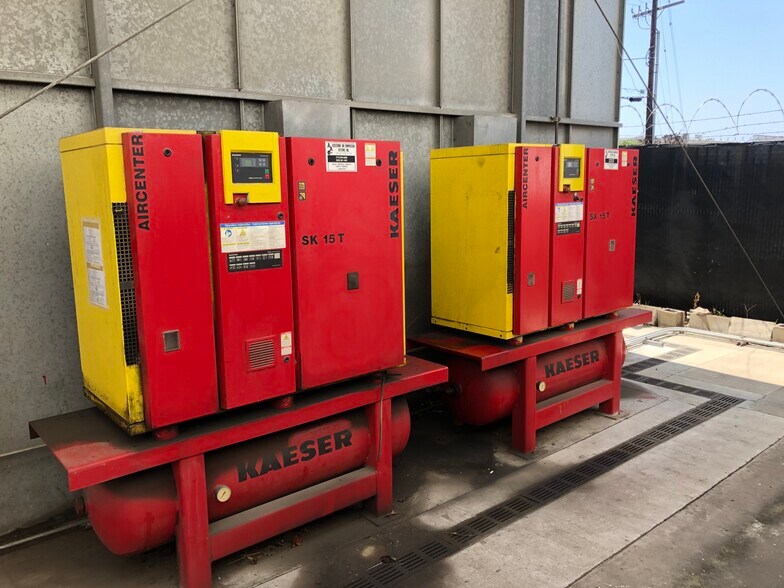 More Photos Of 18071 Mount Washington St, Fountain Valley Warehouse For Lease