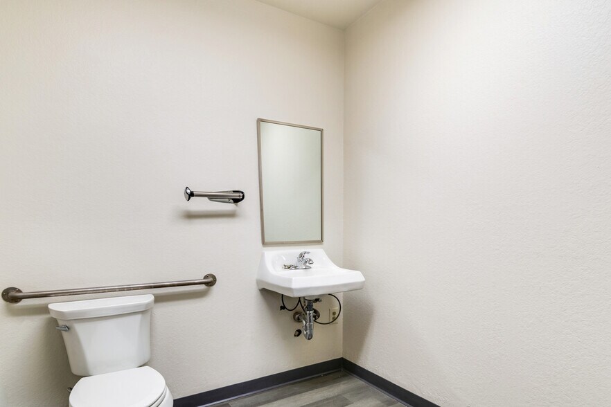 More Photos Of 538 E Stuart Ave, Redlands Unknown For Sale