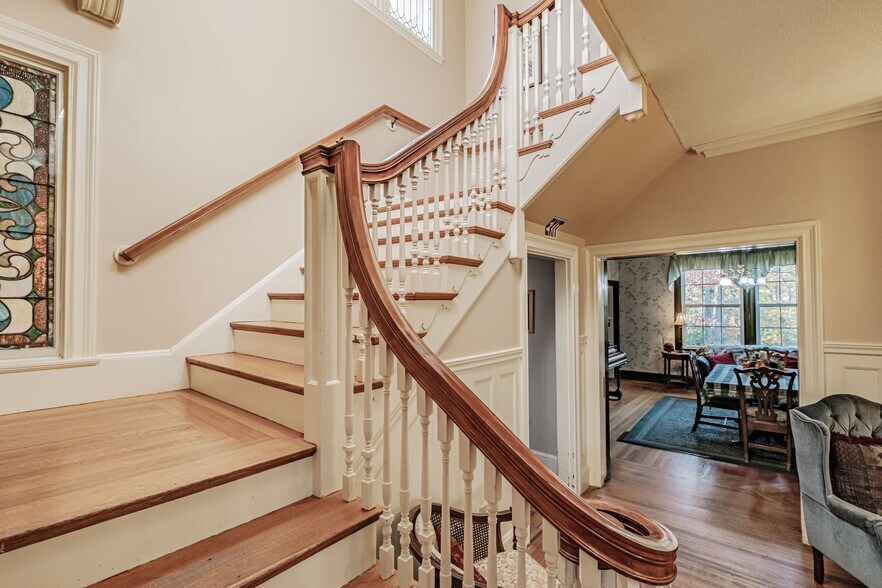 More Photos Of 257 South St, Biddeford Specialty For Sale