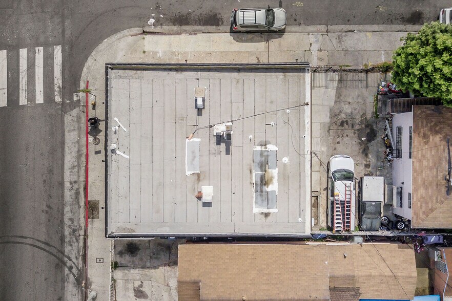 More Photos Of 8129 San Pedro St, Los Angeles Storefront For Sale