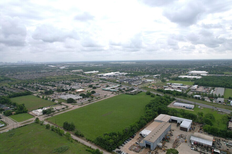 More Photos Of 0 Ambrose St, Houston Land For Sale