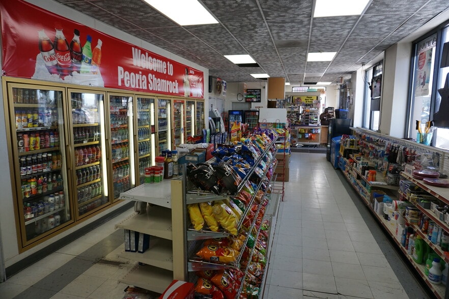 More Photos Of 754 Peoria St, Aurora Service Station For Sale