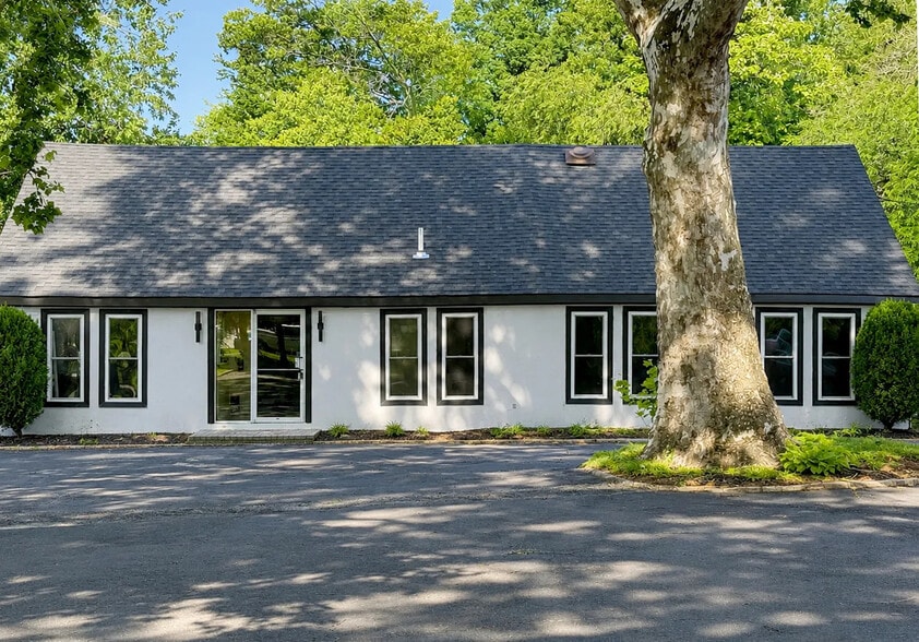 More Photos Of , Hamilton Office For Sale