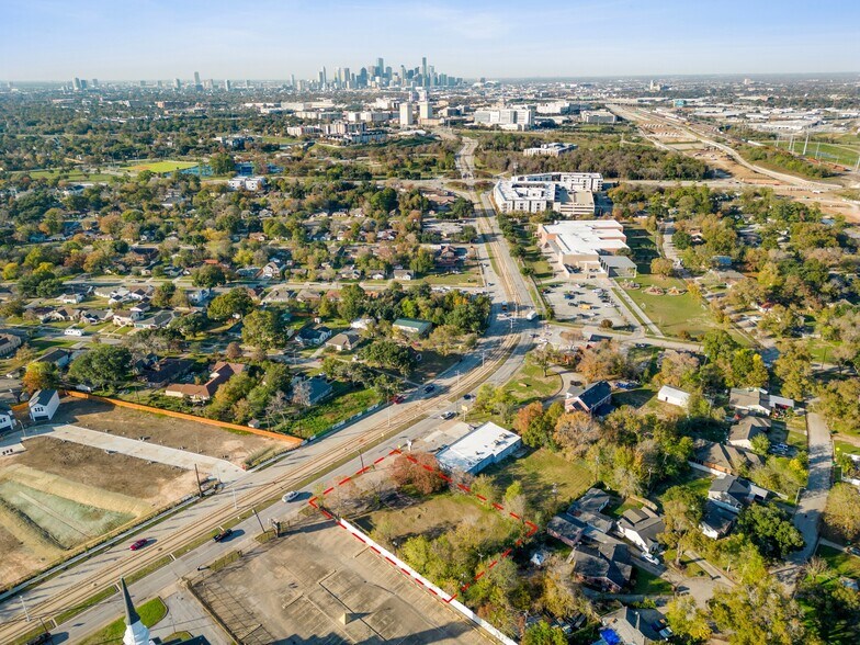 More Photos Of 5201 Martin Luther King Jr Blvd, Houston Land For Sale