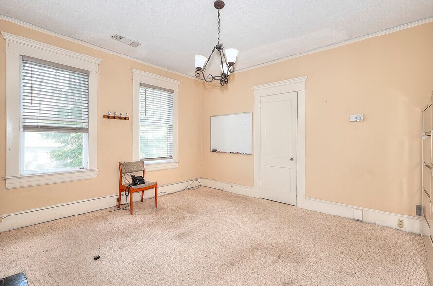 More Photos Of 338 N Broad St, Monroe Office Residential For Sale