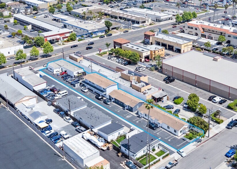 Primary Photo Of 2027-29 Harbor Blvd, Costa Mesa Apartments For Sale