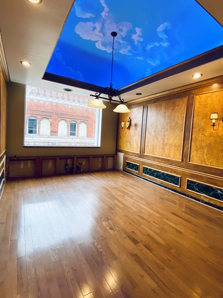More Photos Of 1108 Olive St, Saint Louis Office For Sale