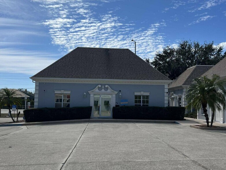 More Photos Of 205 Montgomery Ave, Sarasota Medical For Sale