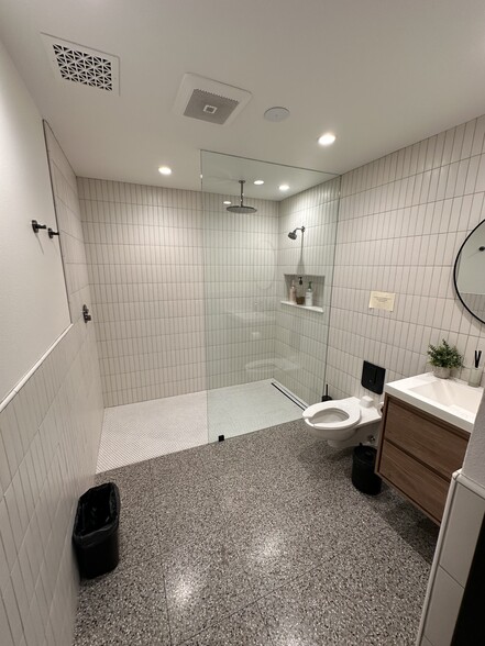 More Photos Of 1616 Anacapa St, Santa Barbara Office For Lease